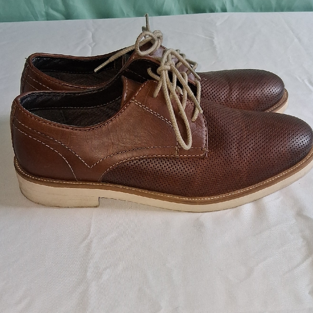 Classic Brown Perforated Men's Derby Shoes